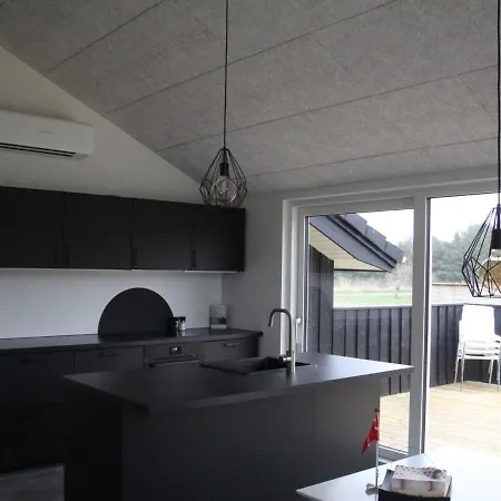 Holiday home Holke - 600m From The Sea In Nw Jutland By Interhome