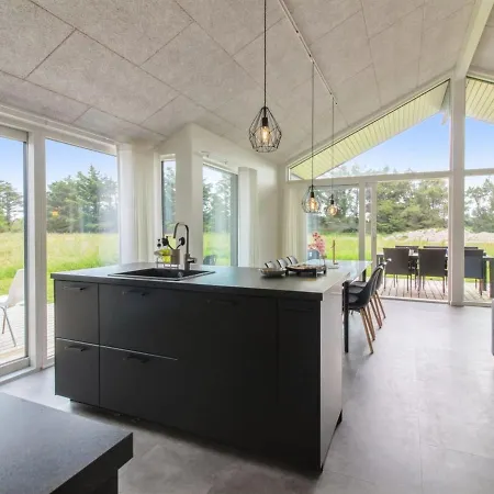 Holiday home Holke - 600m From The Sea In Nw Jutland By Interhome Hirtshals
